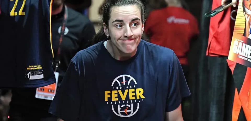 Jugadora de Indiana Fever entrando al vestuario