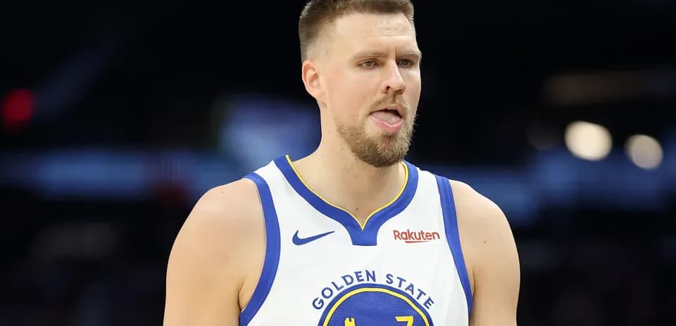 Jugador de Golden State en acción durante partido