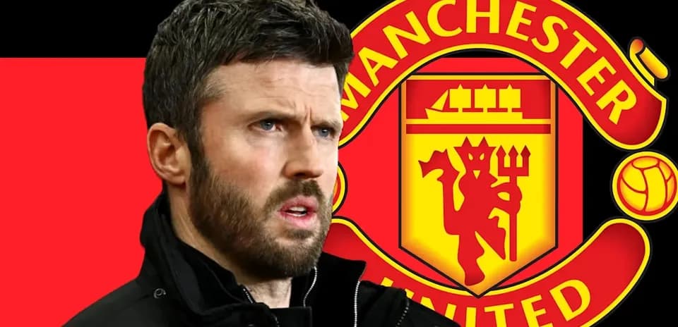 Entrenador de Manchester United con logo del club