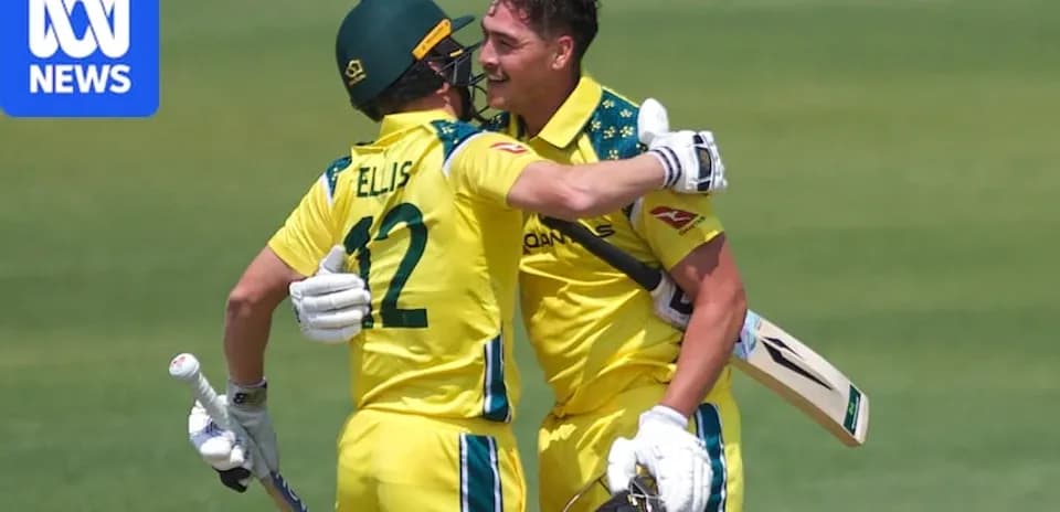 Jugadores australianos celebrando una carrera en cricket