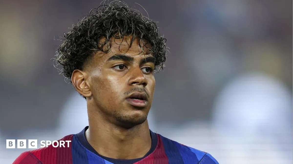 Jugador de FC Barcelona en acción durante el partido