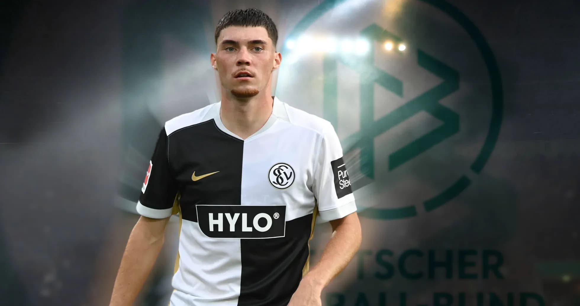 Jugador en camiseta del SV Wehen Wiesbaden en campo