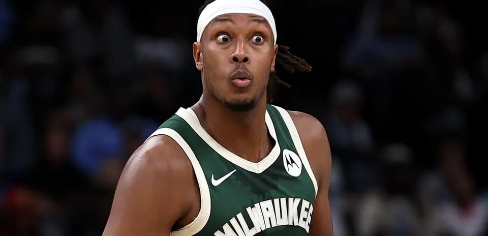 Jugador de Milwaukee Bucks en acción durante el juego