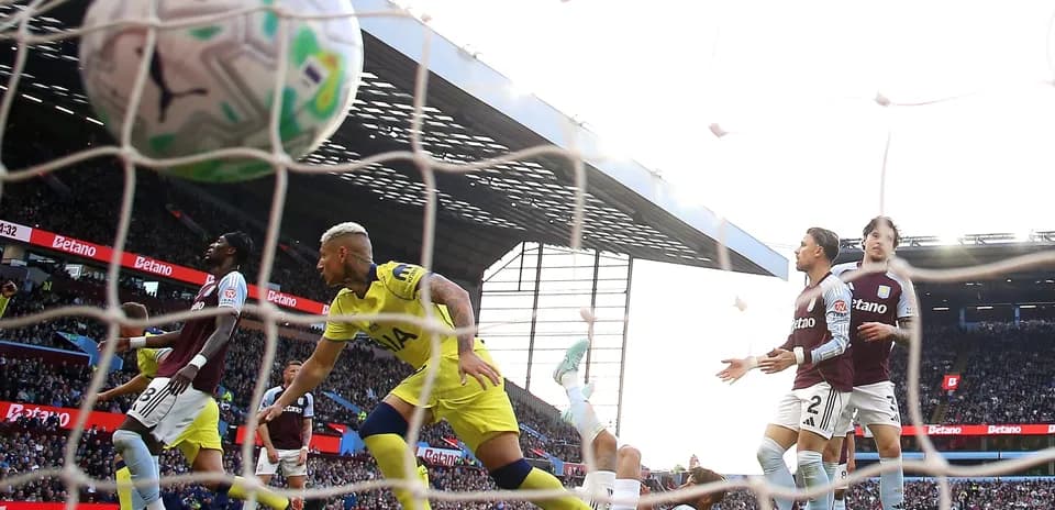 Gol de Tottenham contra Aston Villa en Premier League