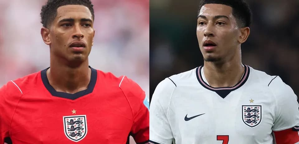 Jugadores de Inglaterra en camisetas de la selección