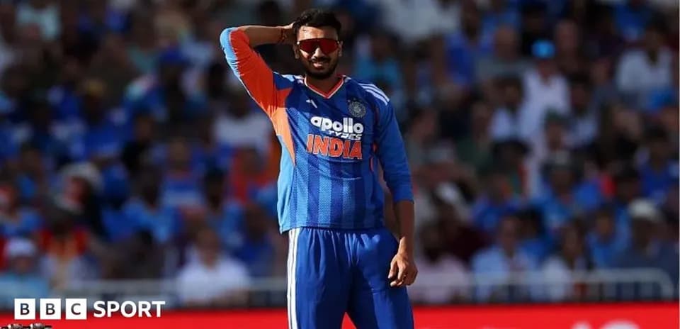 Jugador de cricket en acción durante el partido