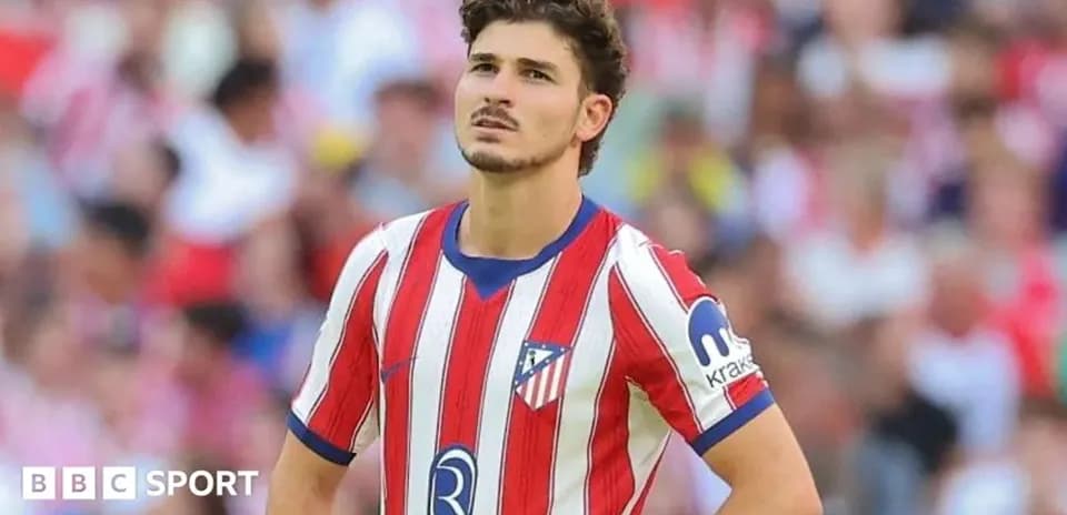 Jugador de Atlético de Madrid en acción durante partido