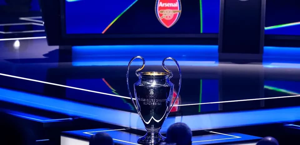 Trofeo de la Liga de Campeones en escenario