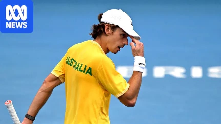 Jugador de tenis con camiseta amarilla de Australia