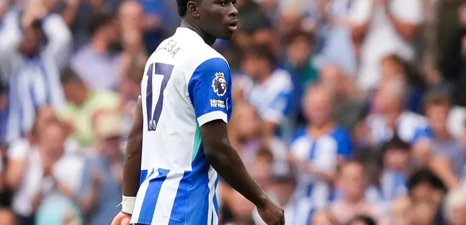 Jugador de Brighton en acción durante un partido