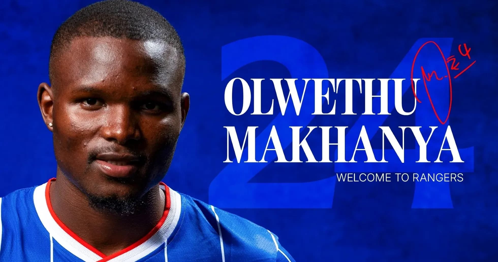 Olwethu Makhanya con camiseta de Rangers Olwethu Makhanya con camiseta de Rangers