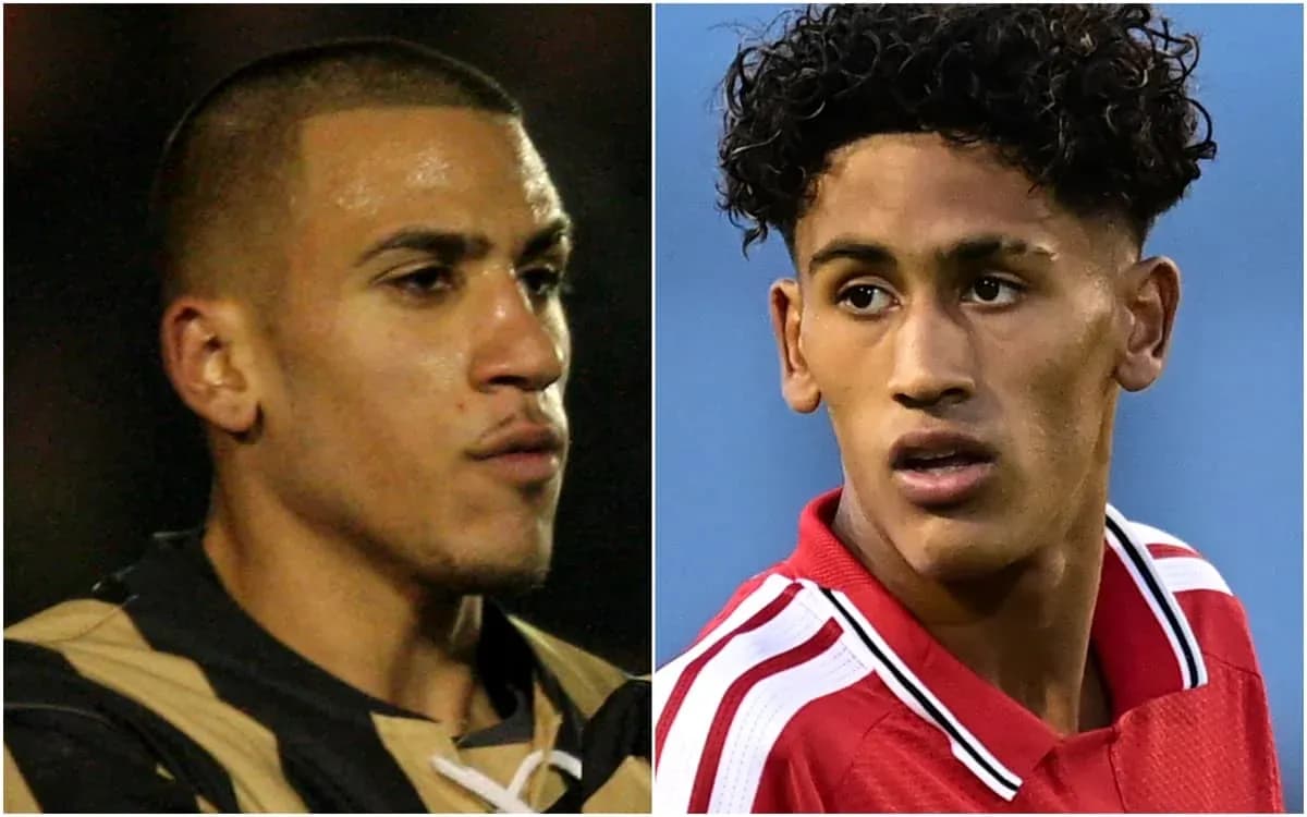 Dos jugadores de fútbol en retratos separados Dos jugadores de fútbol en retratos separados