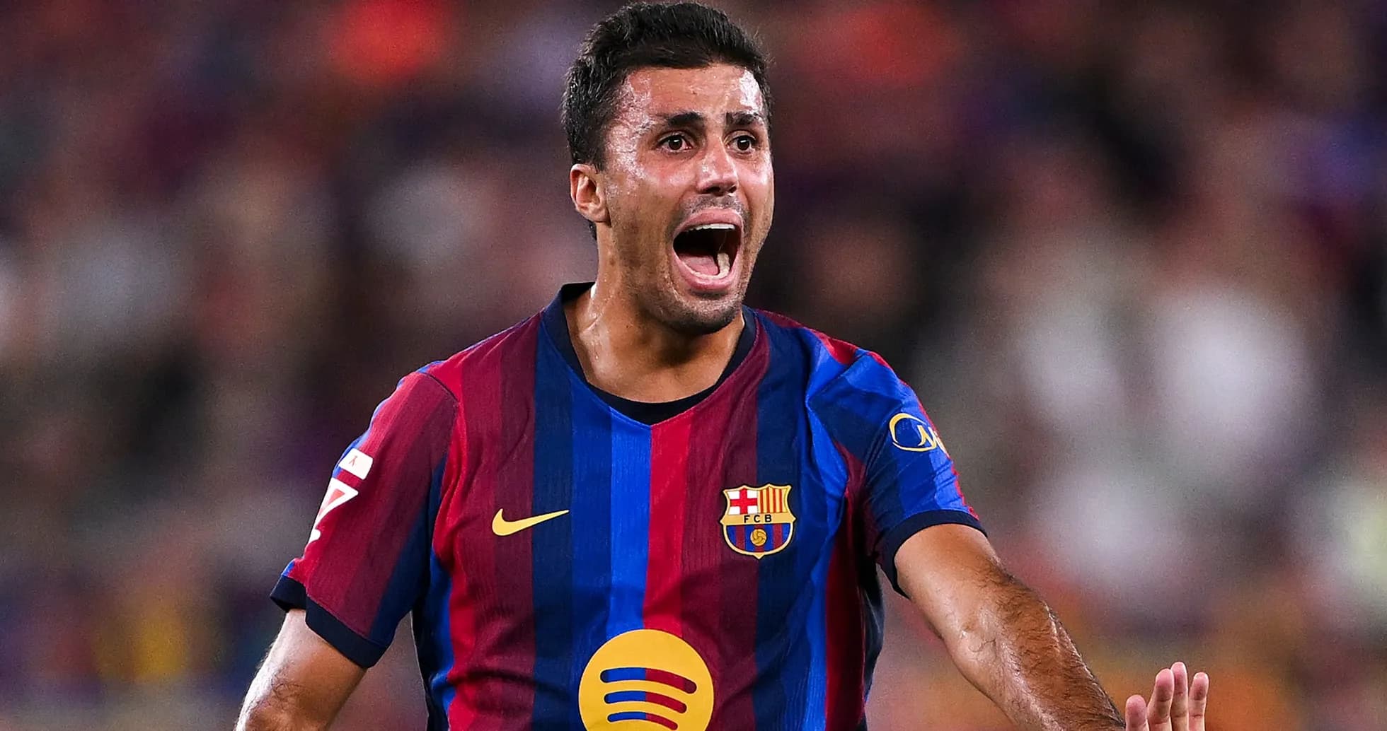 Jugador de Barcelona gritando durante un partido Jugador de Barcelona gritando durante un partido